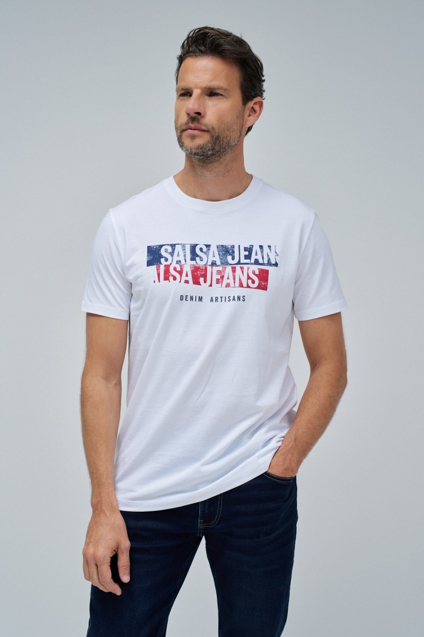 T-SHIRT WITH BRANDING