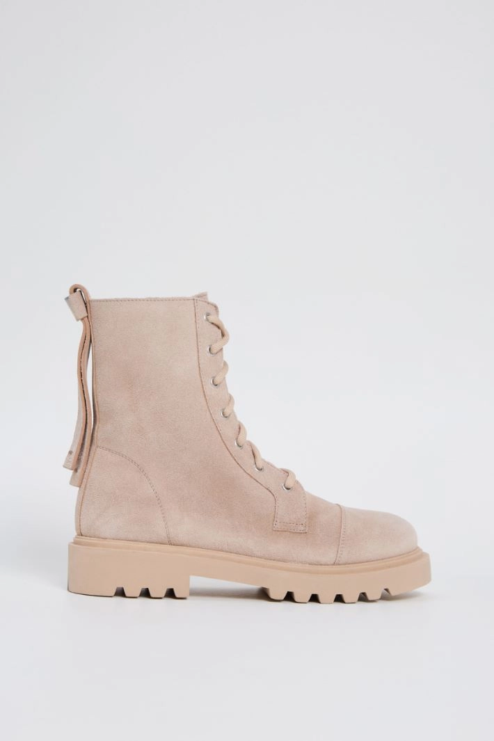 Suede combat boots - BEIGE