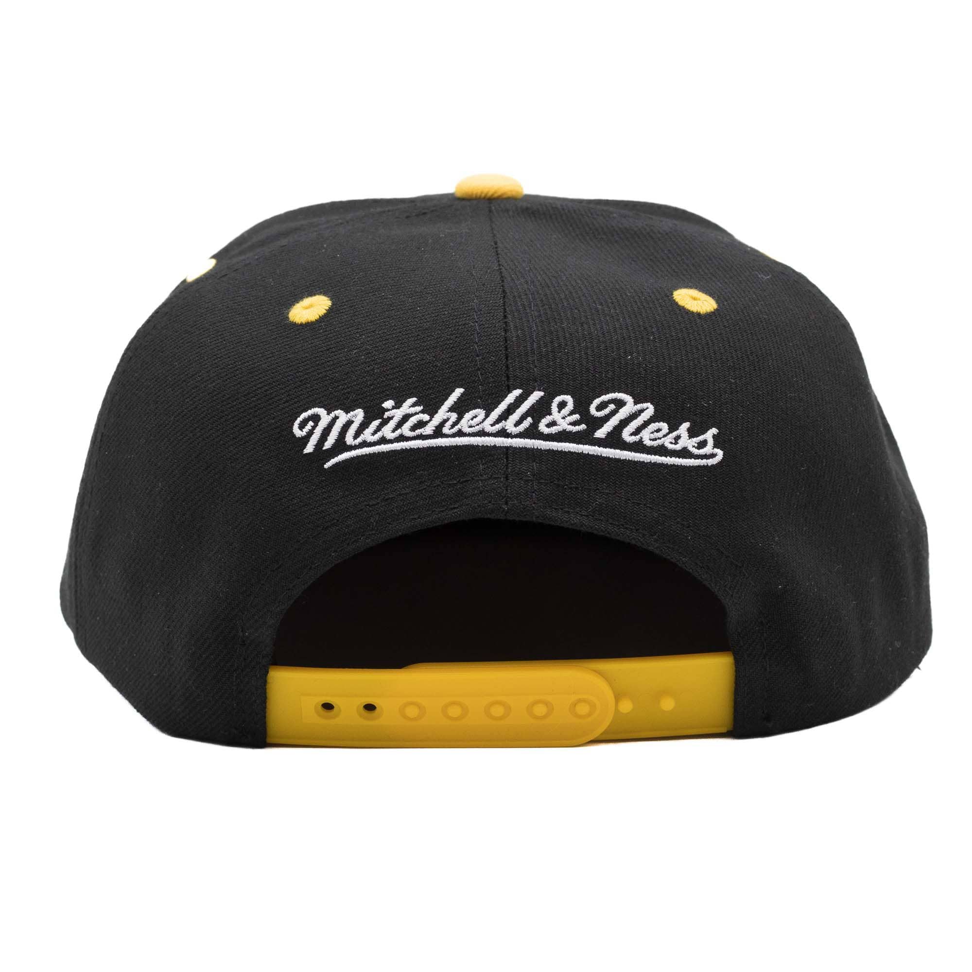 Boston Bruins Transcript Mitchell & Ness Snapback NHL Cap