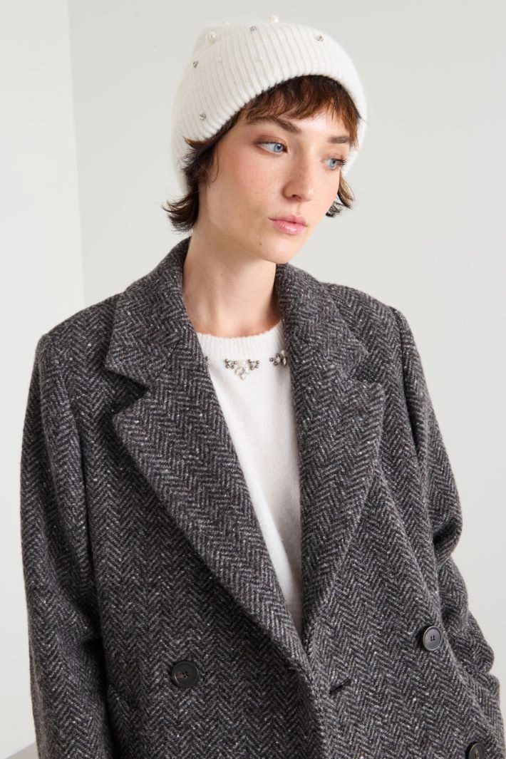 Beanie hat with pearls and stones - CREAM