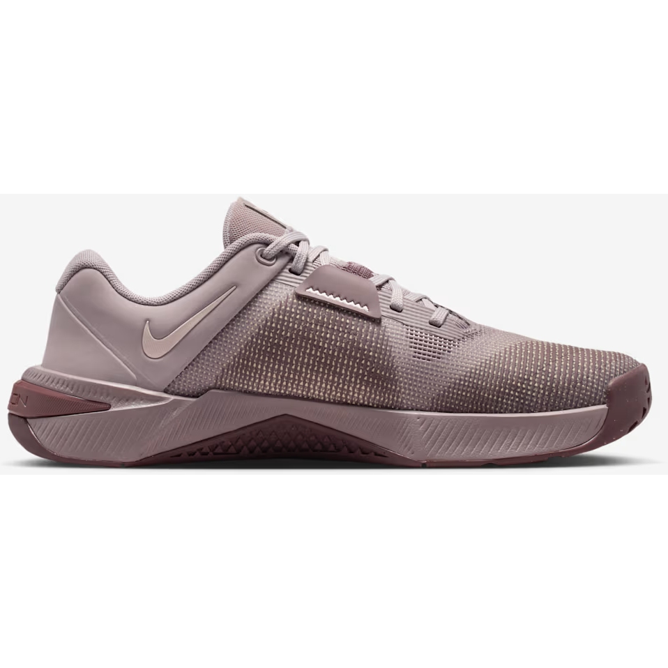 Nike Metcon 10 Training Shoes Women - light violet ore/tattoo/silt red HQ2620-200