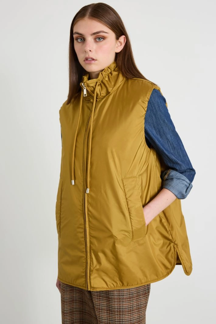 Reversible water-repellent canvas gilet - OCHRE