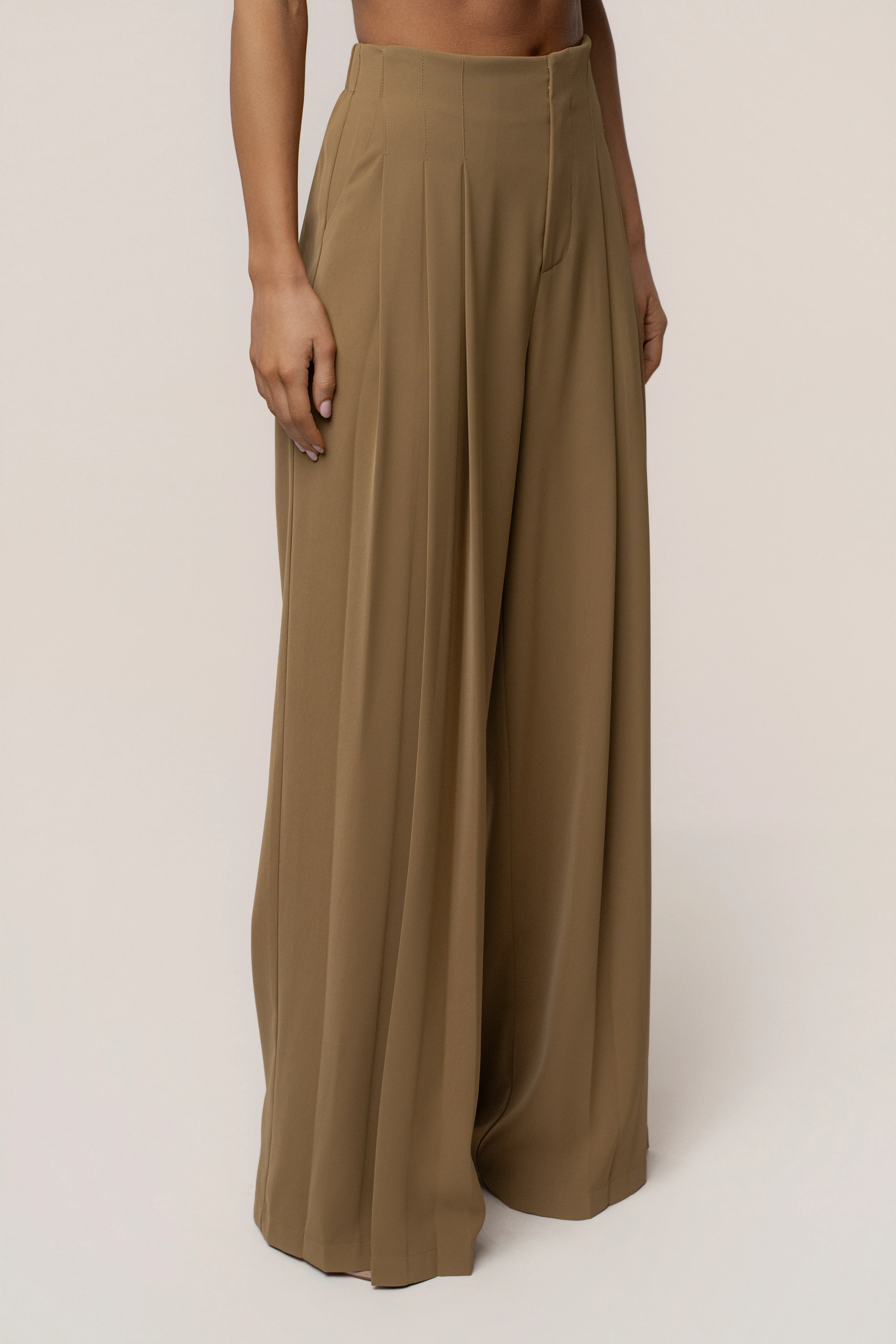 Olive Signature Elegance Trousers
