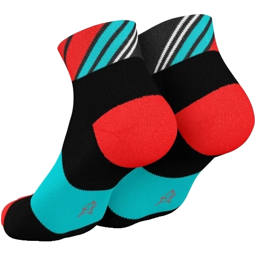 INCYLENCE Running Ladders Short Socks - Black Inferno