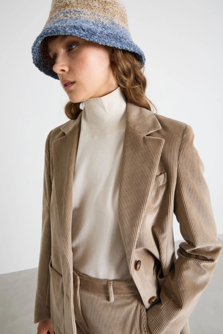 Bouclé fabric hat - BLUE