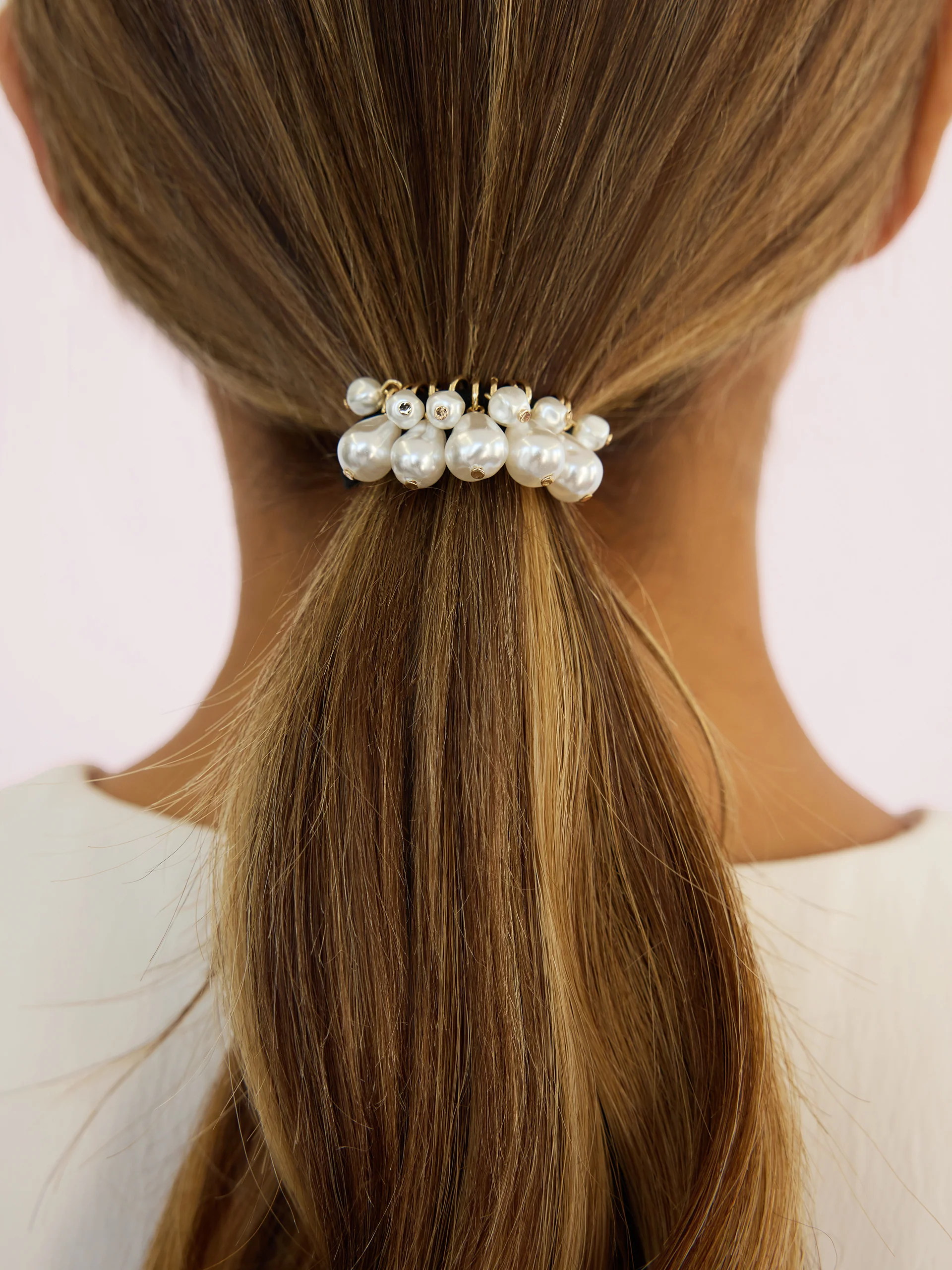 Pearl Charms Hair Tie