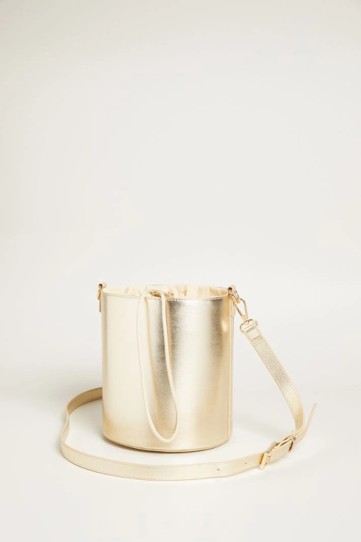 Coated bucket bag - LAMINATED GOLD