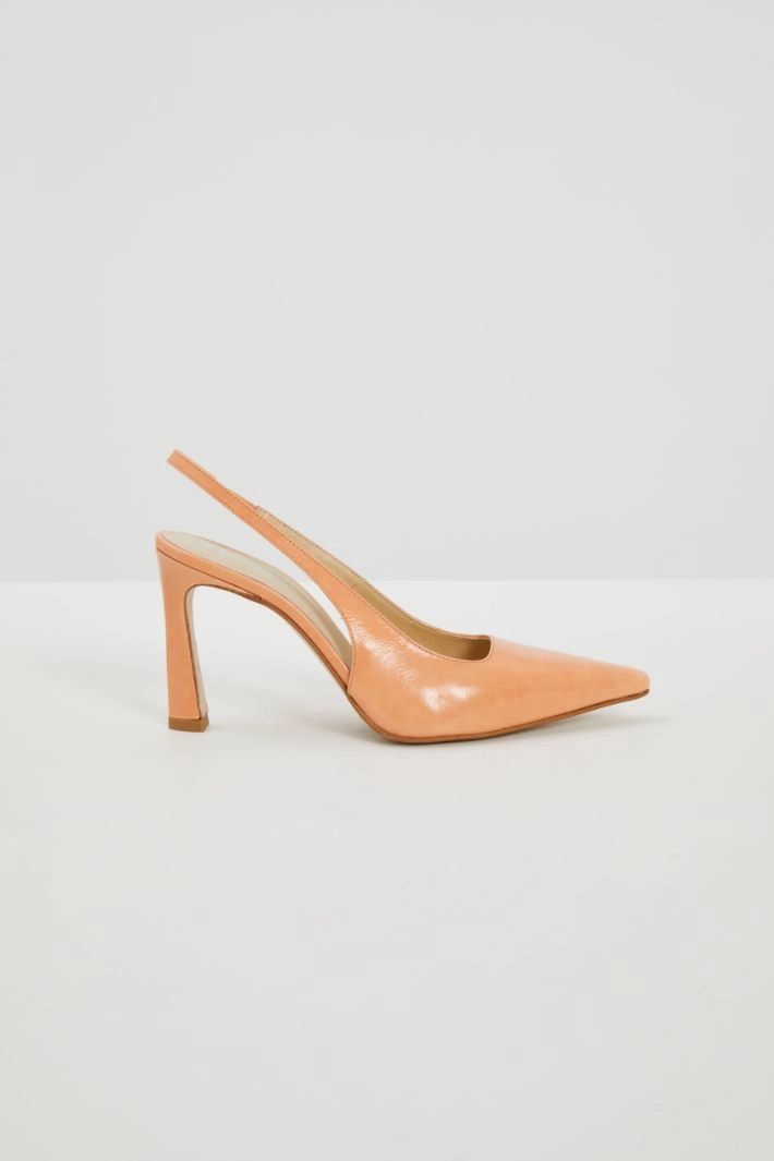 Patent leather décolleté - PEACH