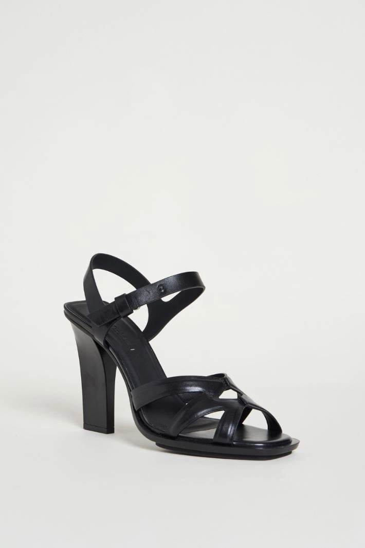 Polished leather sandals - BLACK