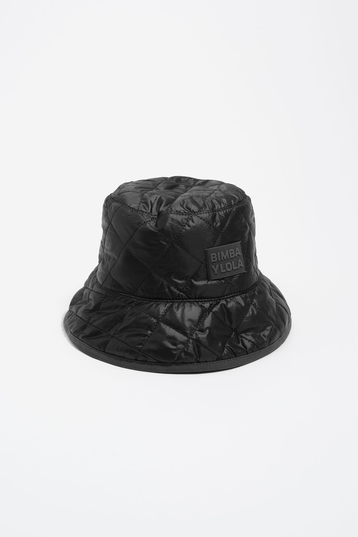 Black nylon bucket hat