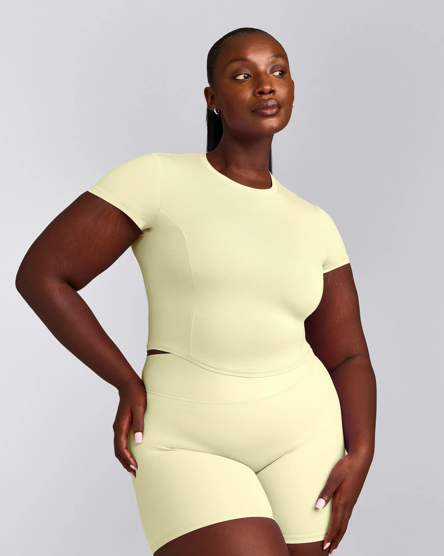 Mellow™ Motion Crew Neck Mid Top | Pastel Yellow