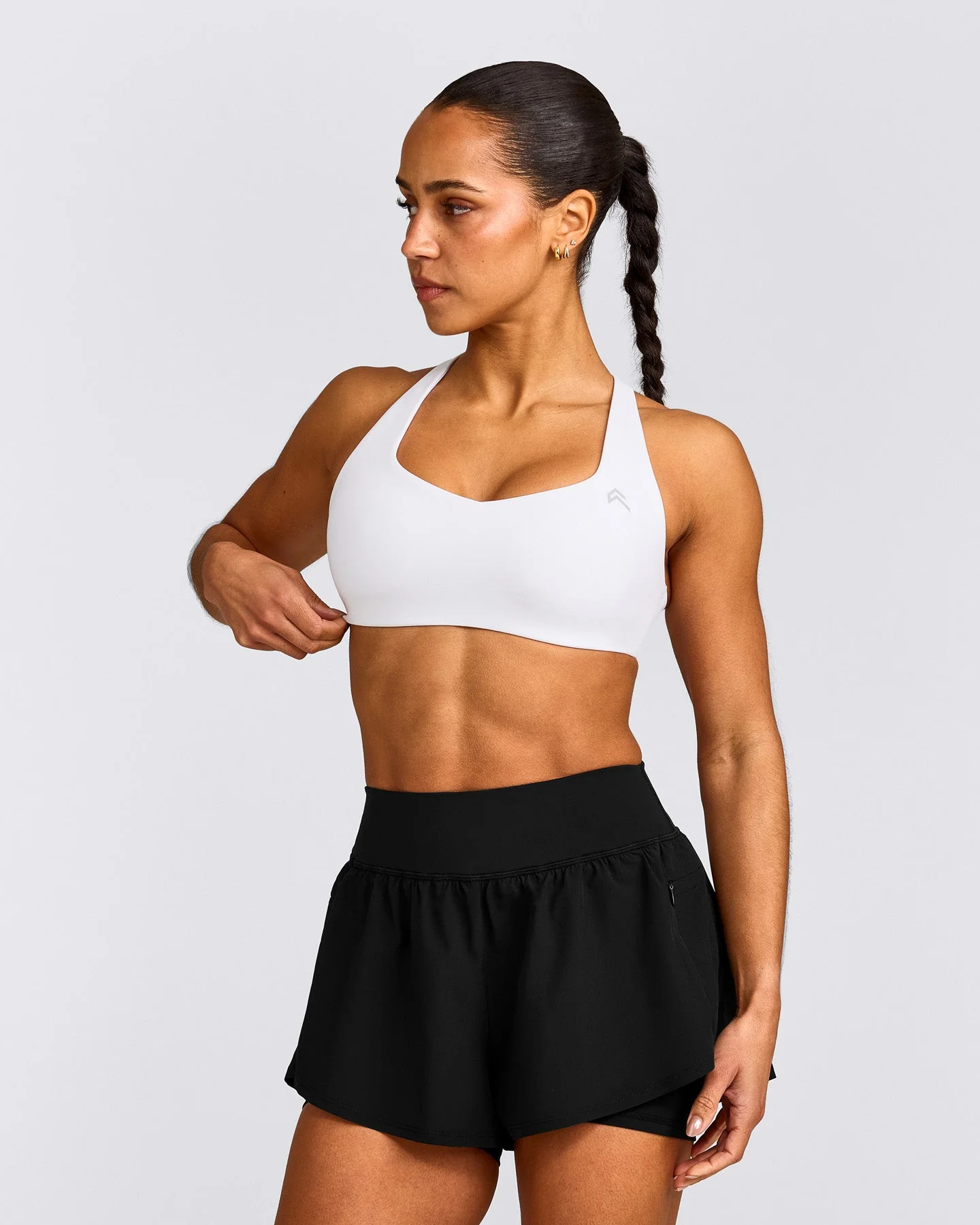 EasyLift™ Cross Back Sports Bra | White