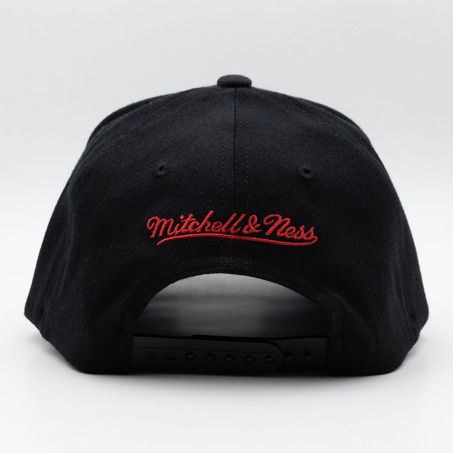 Throwback WWE Mitchell & Ness Classic Red Snapback Cap Black