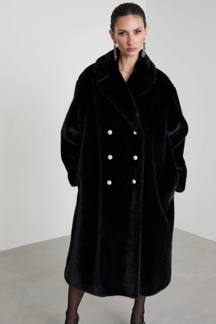 Coat in soft and warm fabric - BLACK