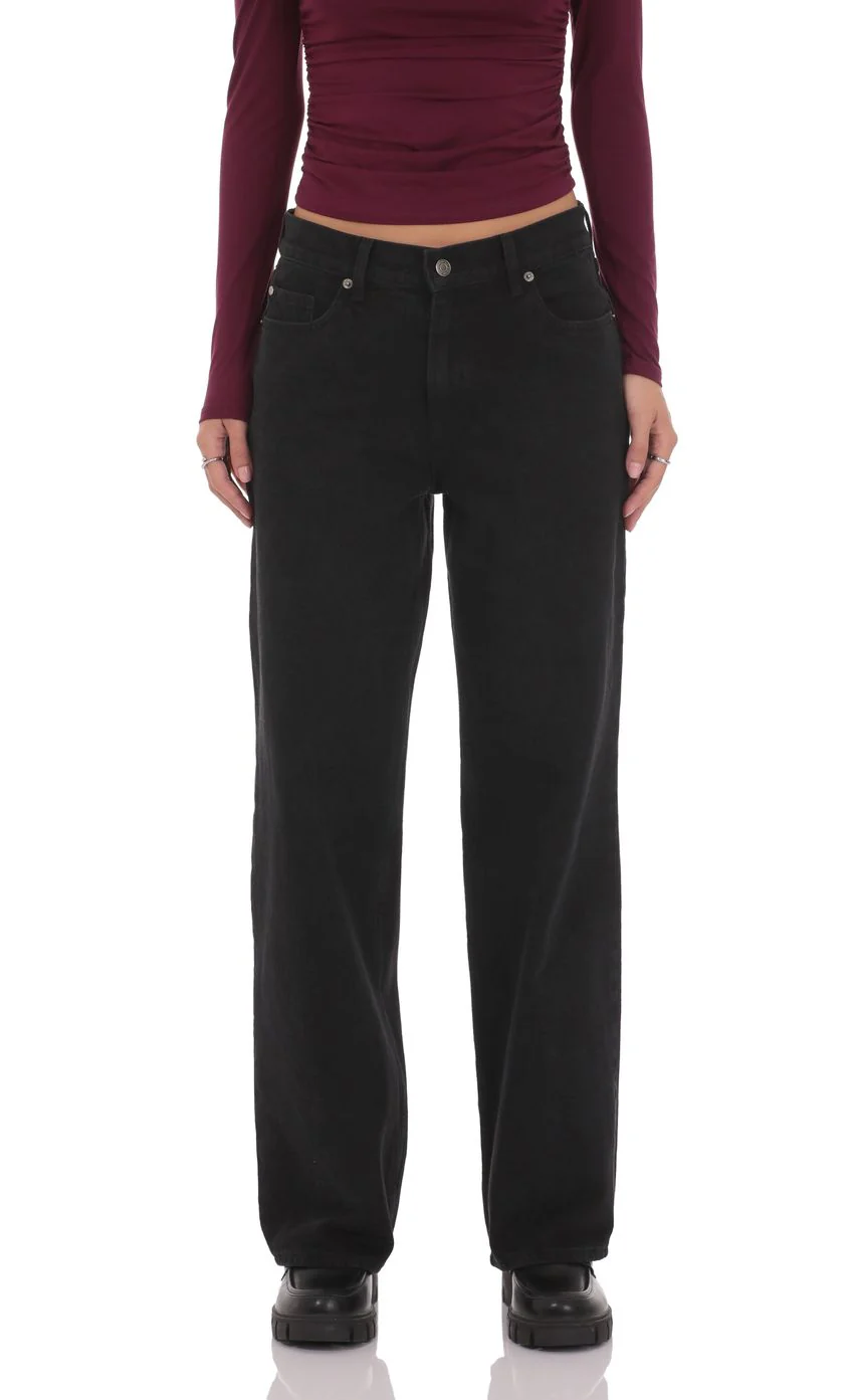 Mid Rise Baggy Jeans in Black