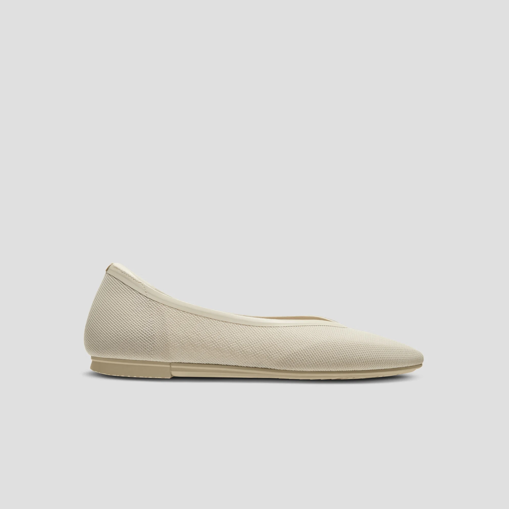 Pointed-Toe Dual-Cushion City Flats (Ecostitch™ Flat Pro)