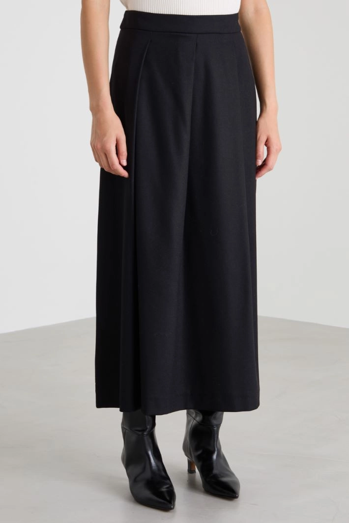 Stretch wool skirt - BLACK
