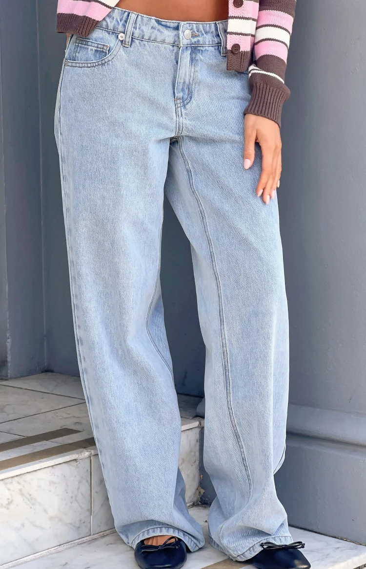 Carrie Light Wash Low Rise Jeans