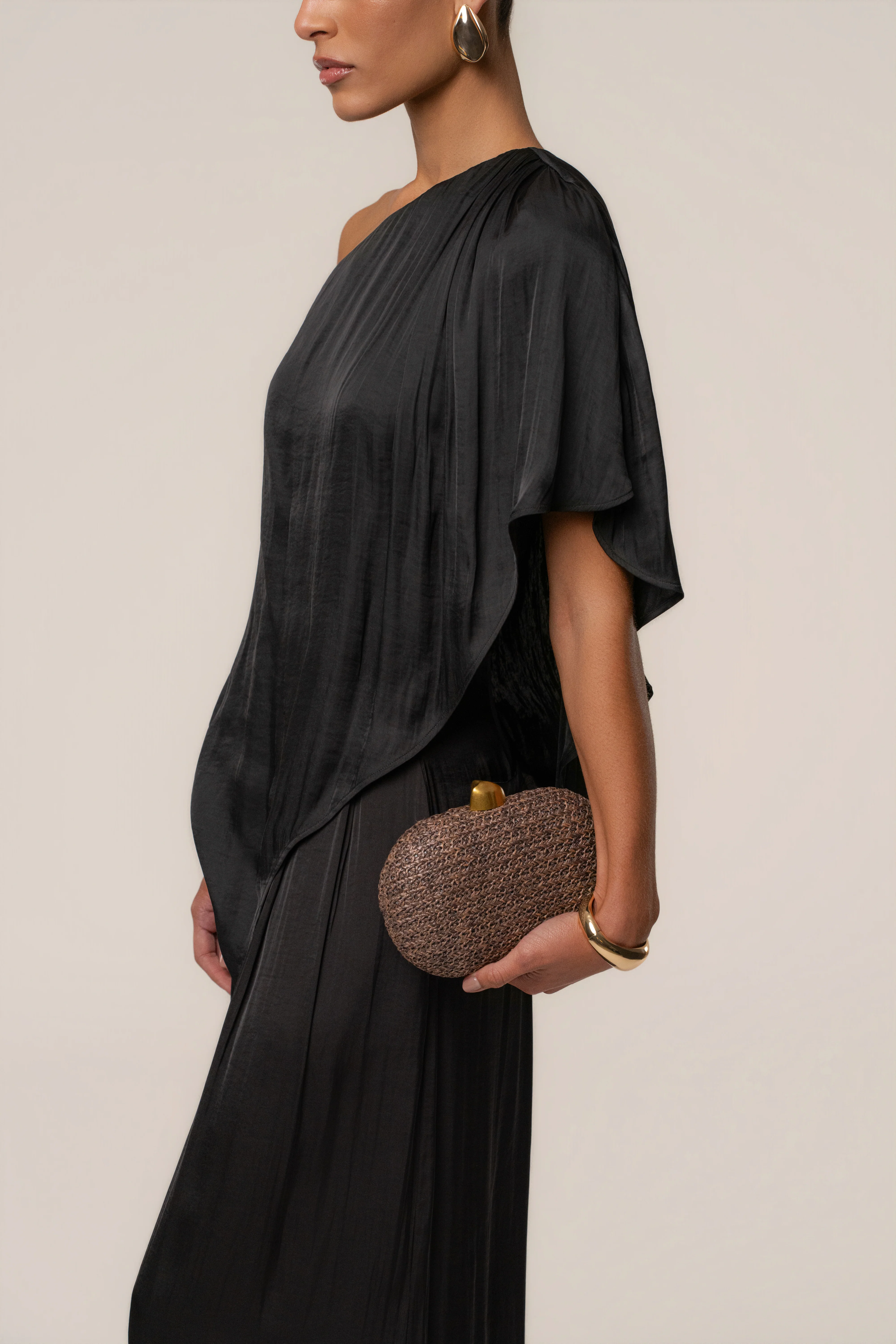 Brown Island Night Woven Bag