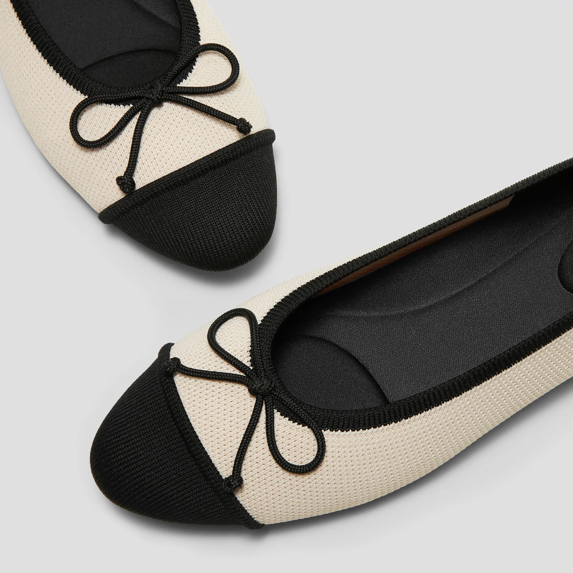 Almond-Toe Bow Flats (Tiana)
