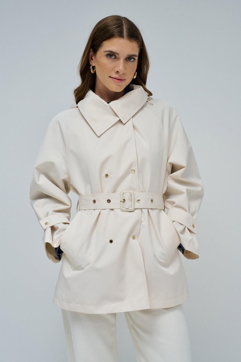 WATERPROOF TRENCH COAT