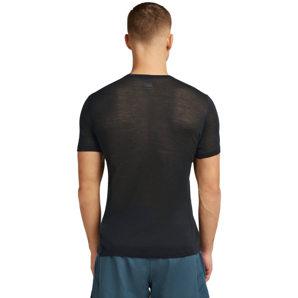 Icebreaker Merino 75 Cool-Lite™ Featherlight™ Short Sleeve Crewe Shirt Men - Black