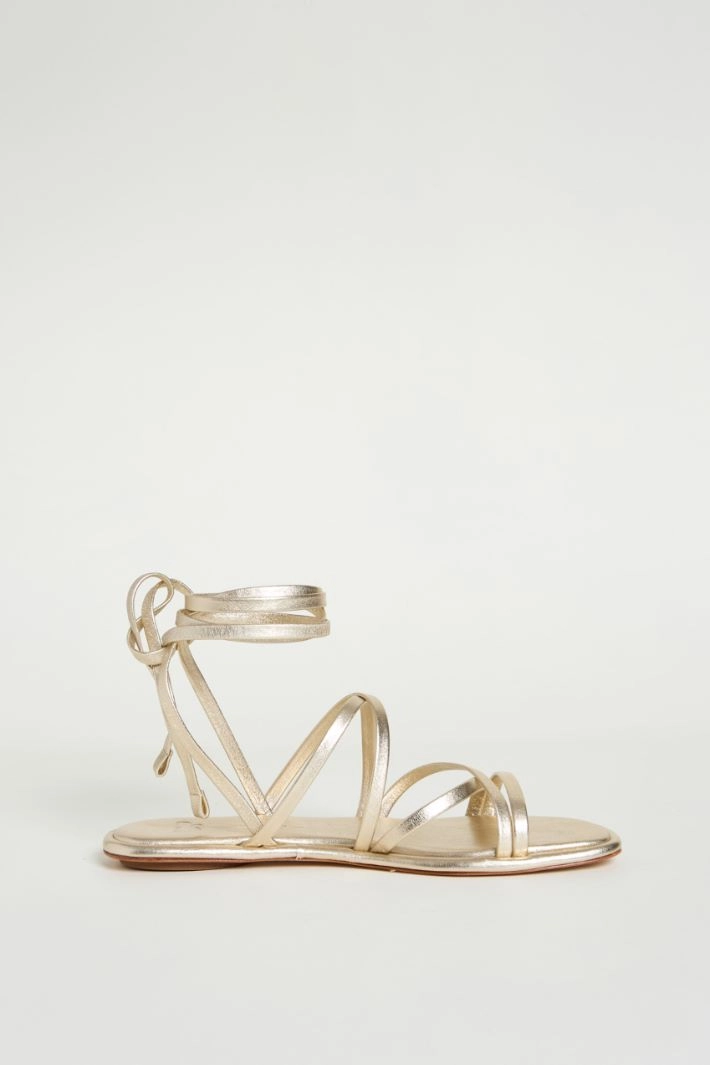 Laminated nappa leather flat sandals - GOLD