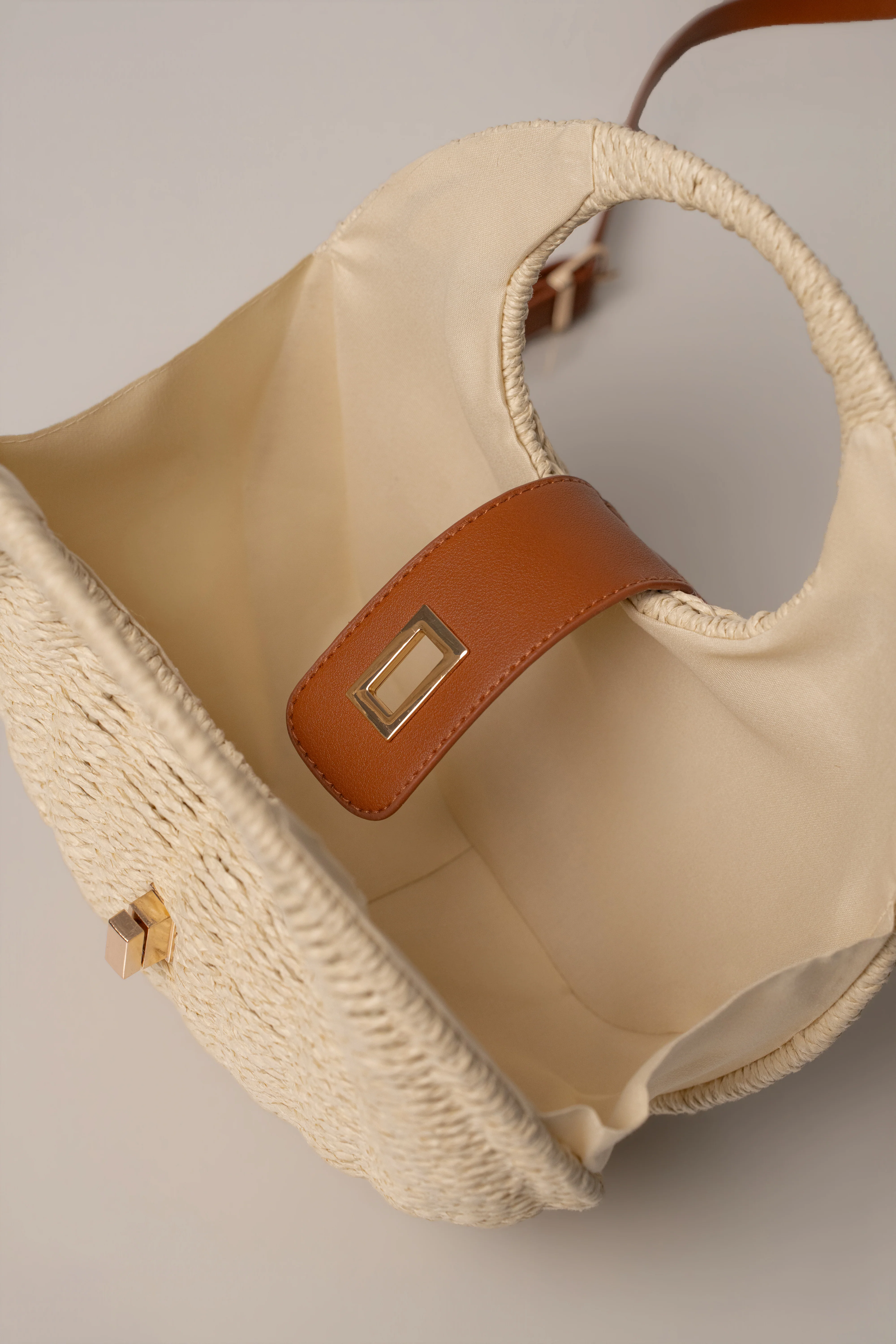 Beige Coastal Escape Handbag
