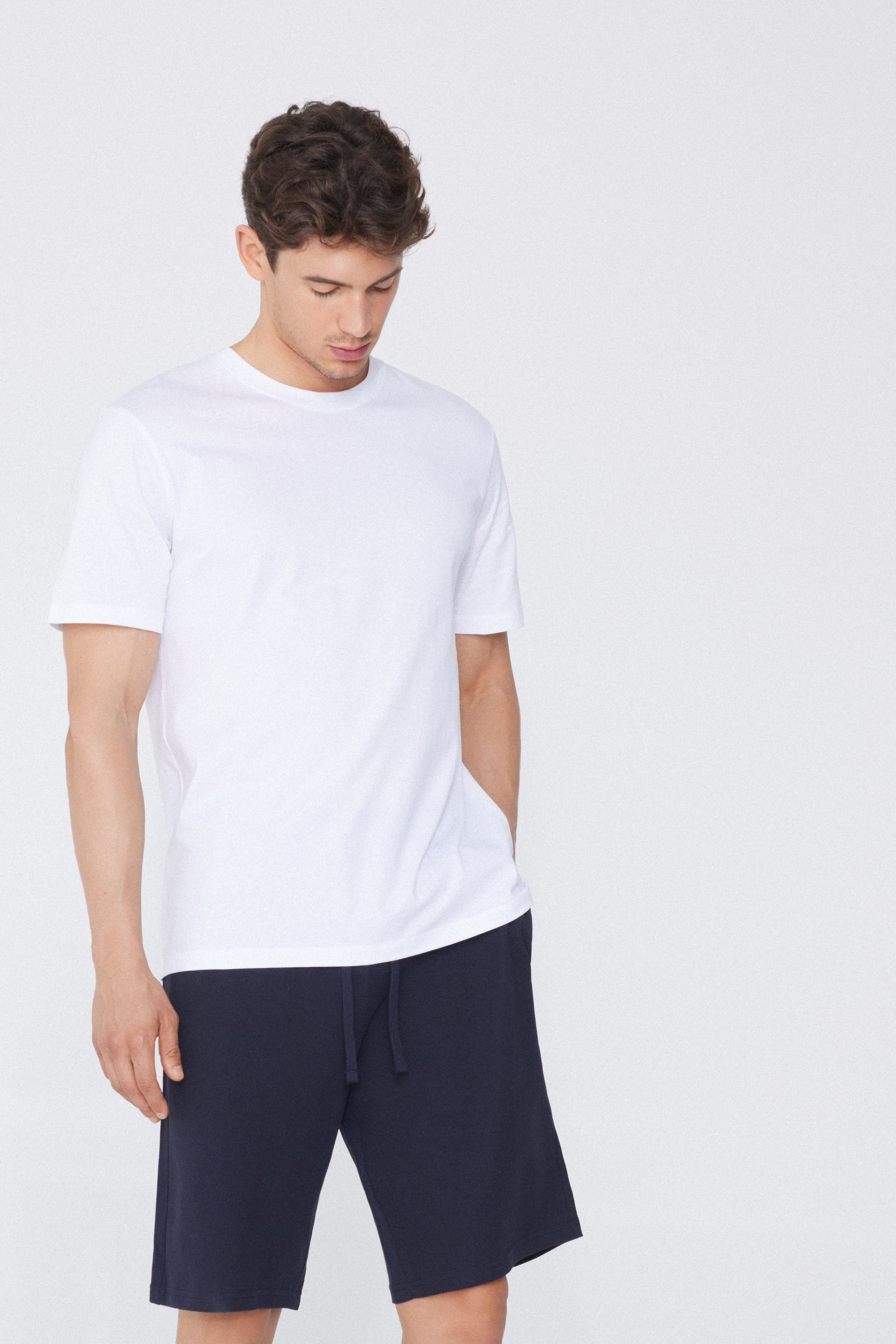 Basic Relaxed-Fit Cotton T-Shirt