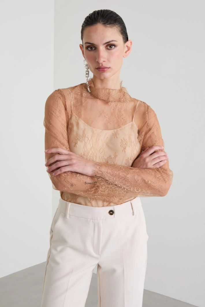 Lace top - CAMEL