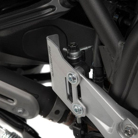 Protection maitre cylindre SW-MOTECH POMPE DE FREIN - GrisRef : BPS.06.799.10000/S