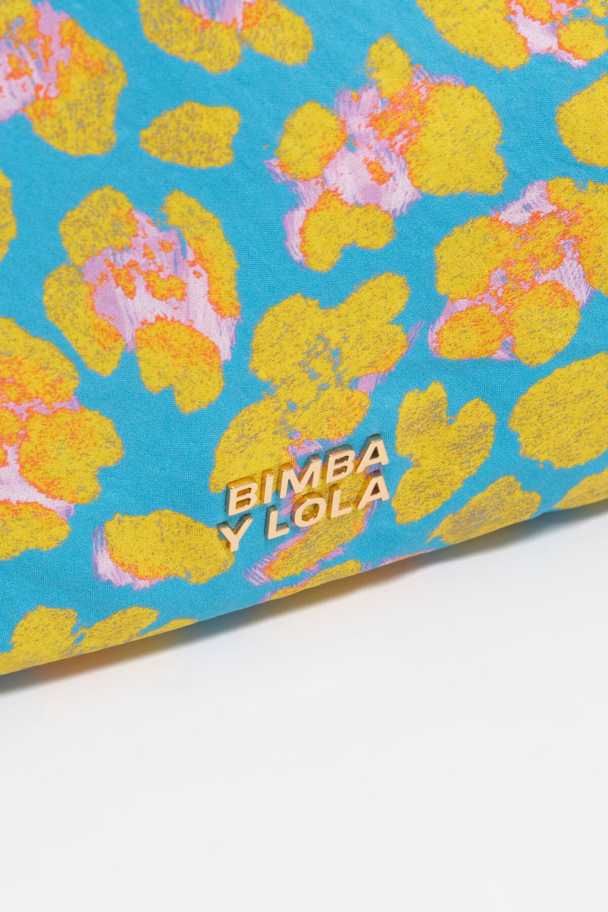 Blue Leopard nylon make-up case