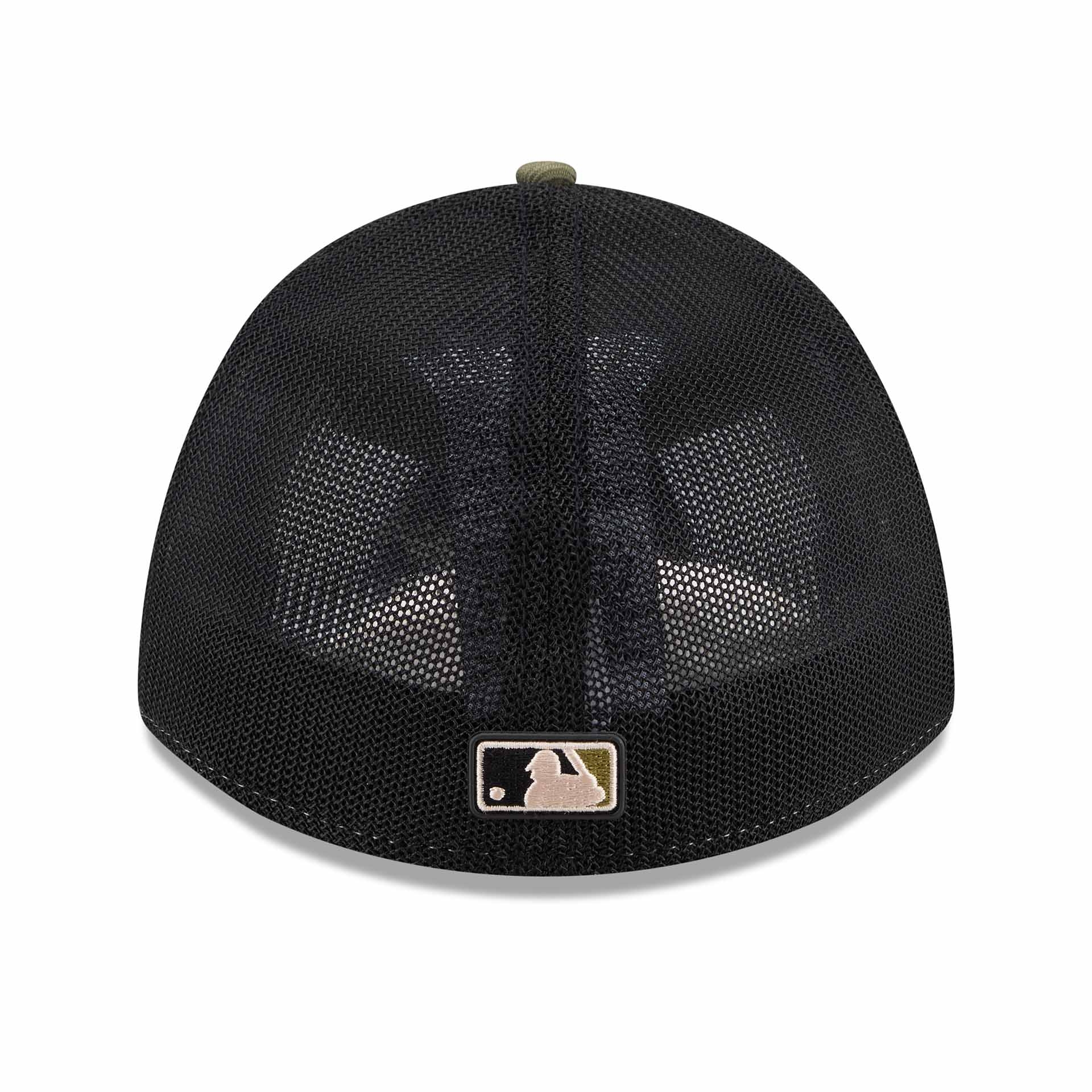 New York Yankees 2026 MLB Armed Forces 39THIRTY M-Crown Flex Cap Olive