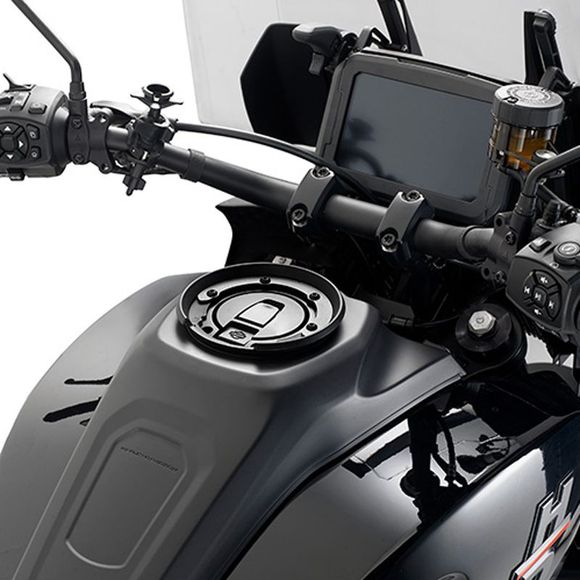 Givi Tanklock Tank Ring for Tank BagsRef: BF65