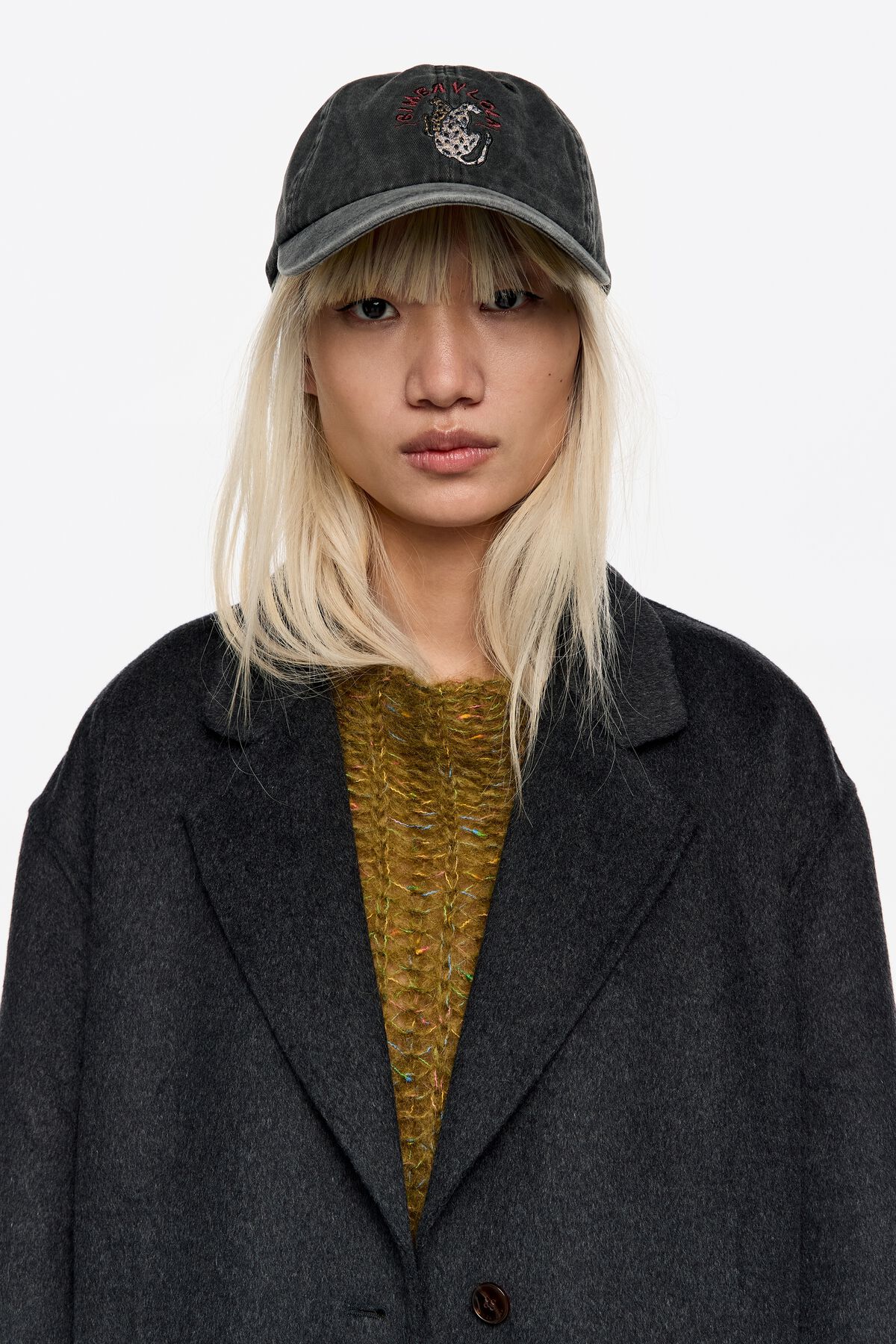 Grey cotton embroidered leopards cap