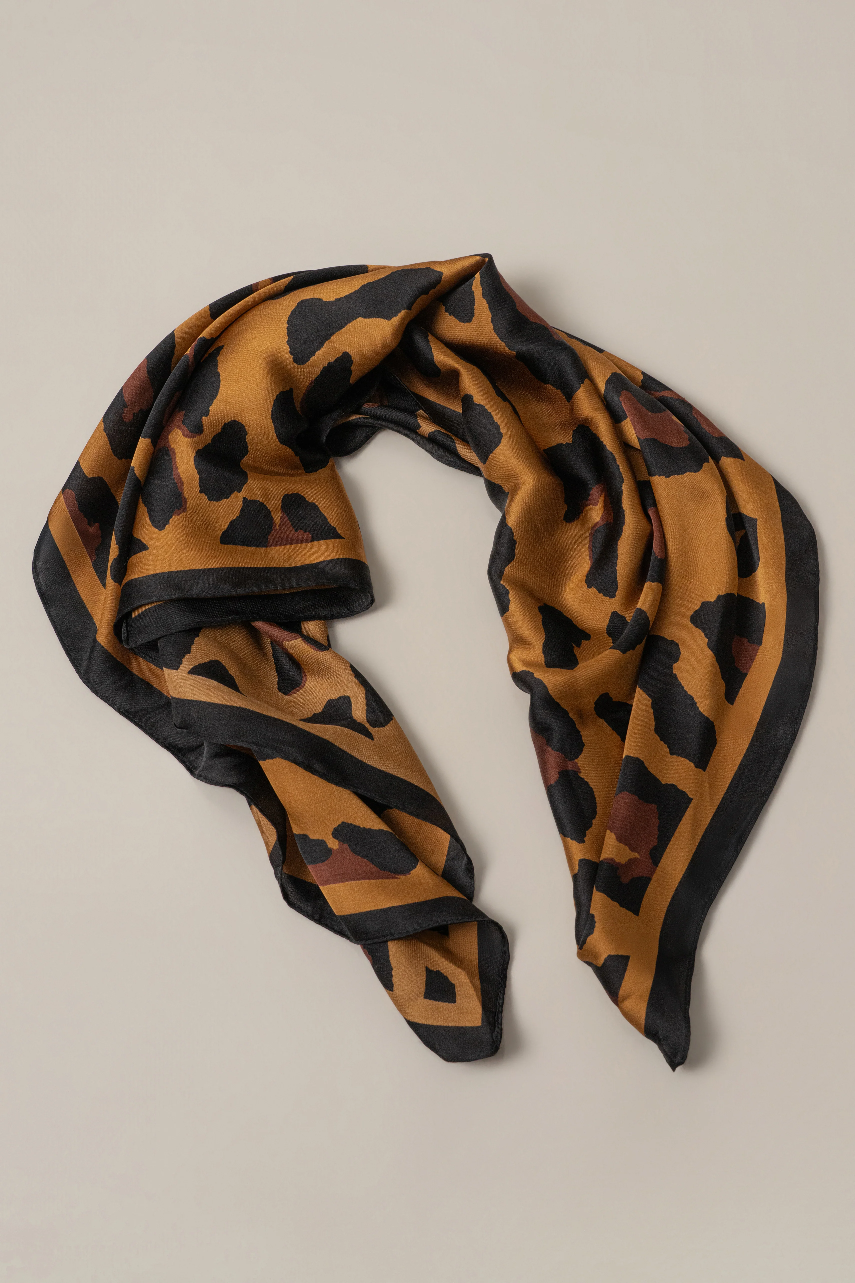 Brown Bold Nature Scarf