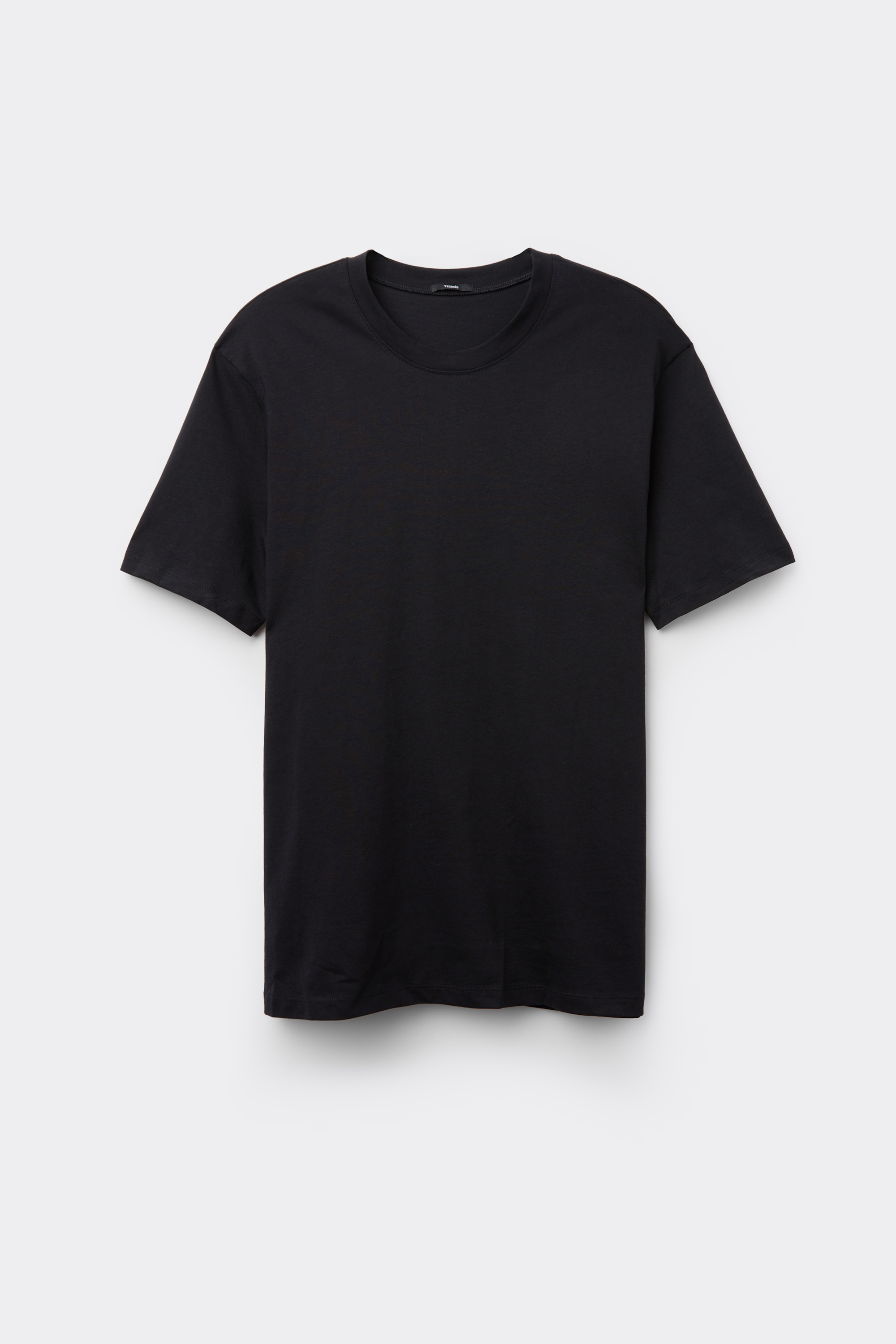 Basic Relaxed-Fit Cotton T-Shirt