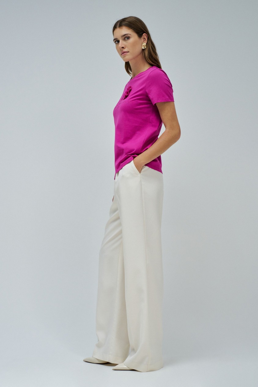 T-SHIRT WITH FLOWER APPLIQU?S