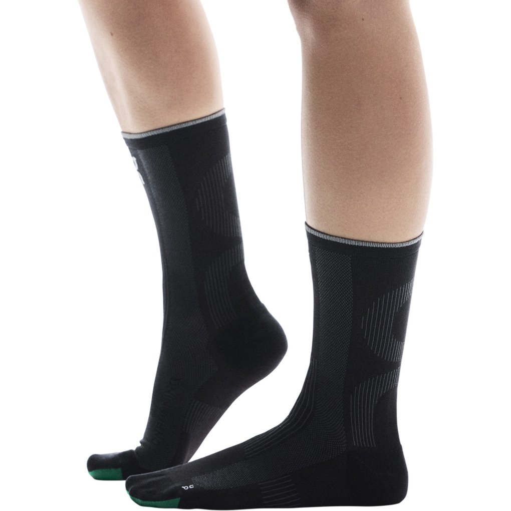 On Elite Run Sock High - Black | Magnet