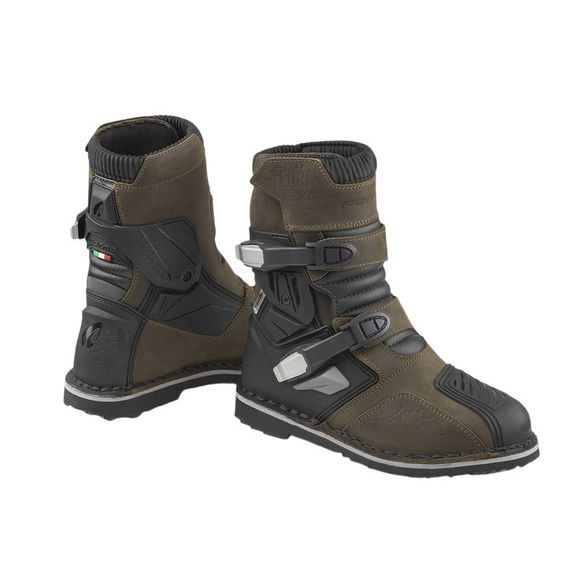 Bottes enduro Forma TERRA EVO LOW WATERPROOF 2025 - MarronRef : FM0227