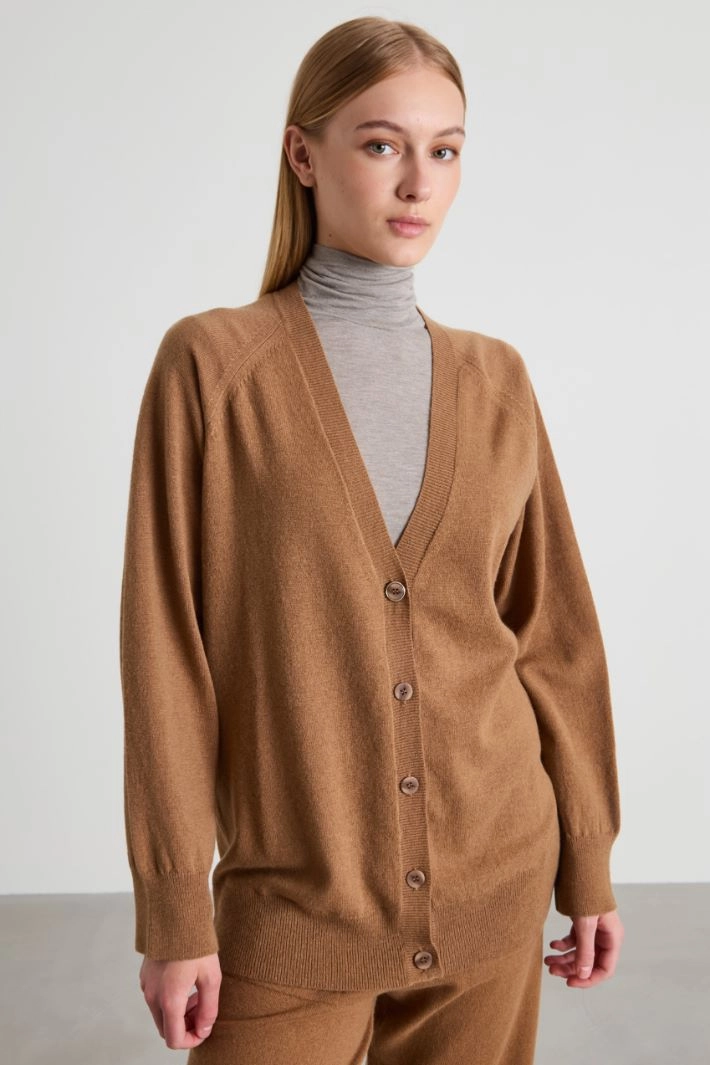 Wool and cashmere cardigan - CAMEL