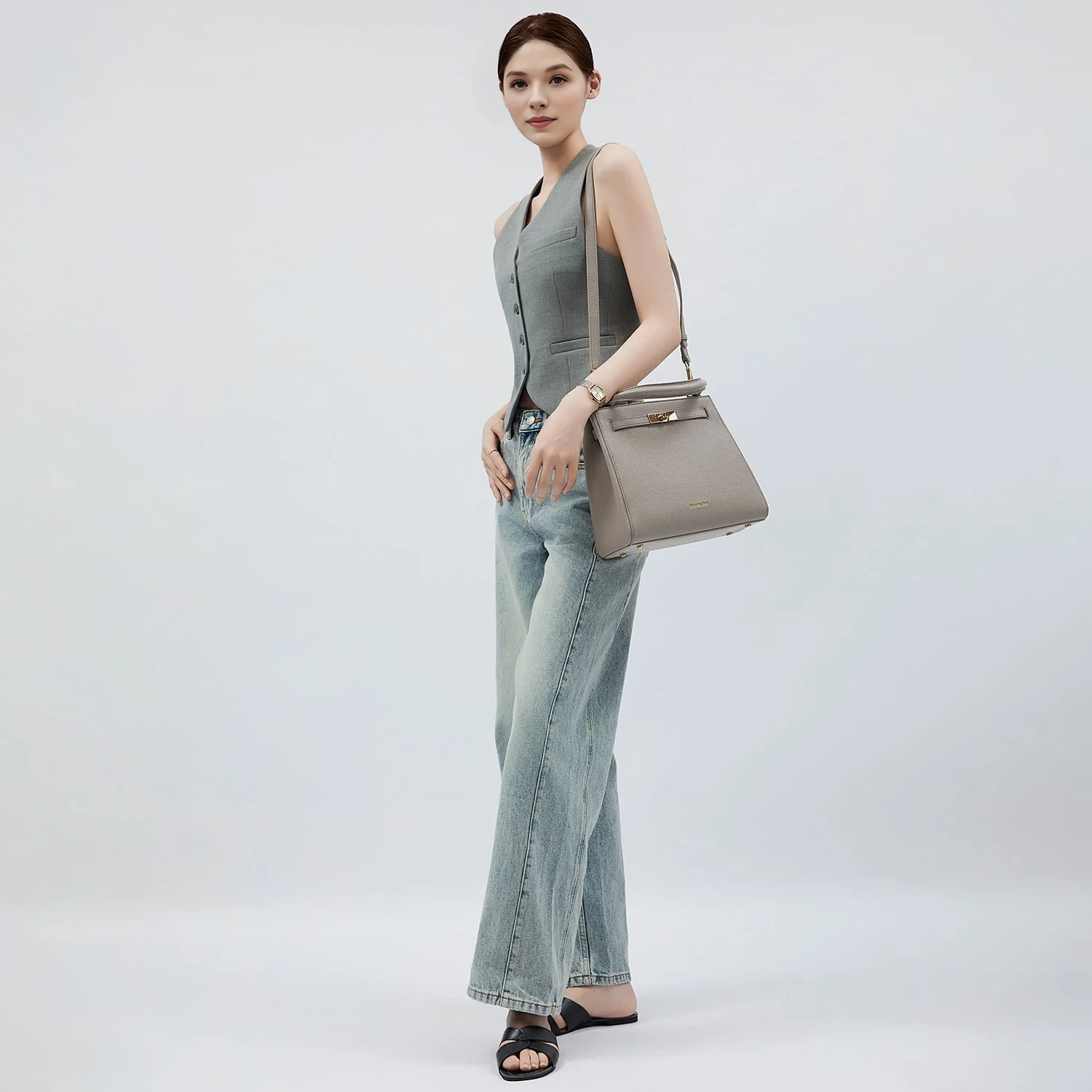 Handbag Victoria III in Beige