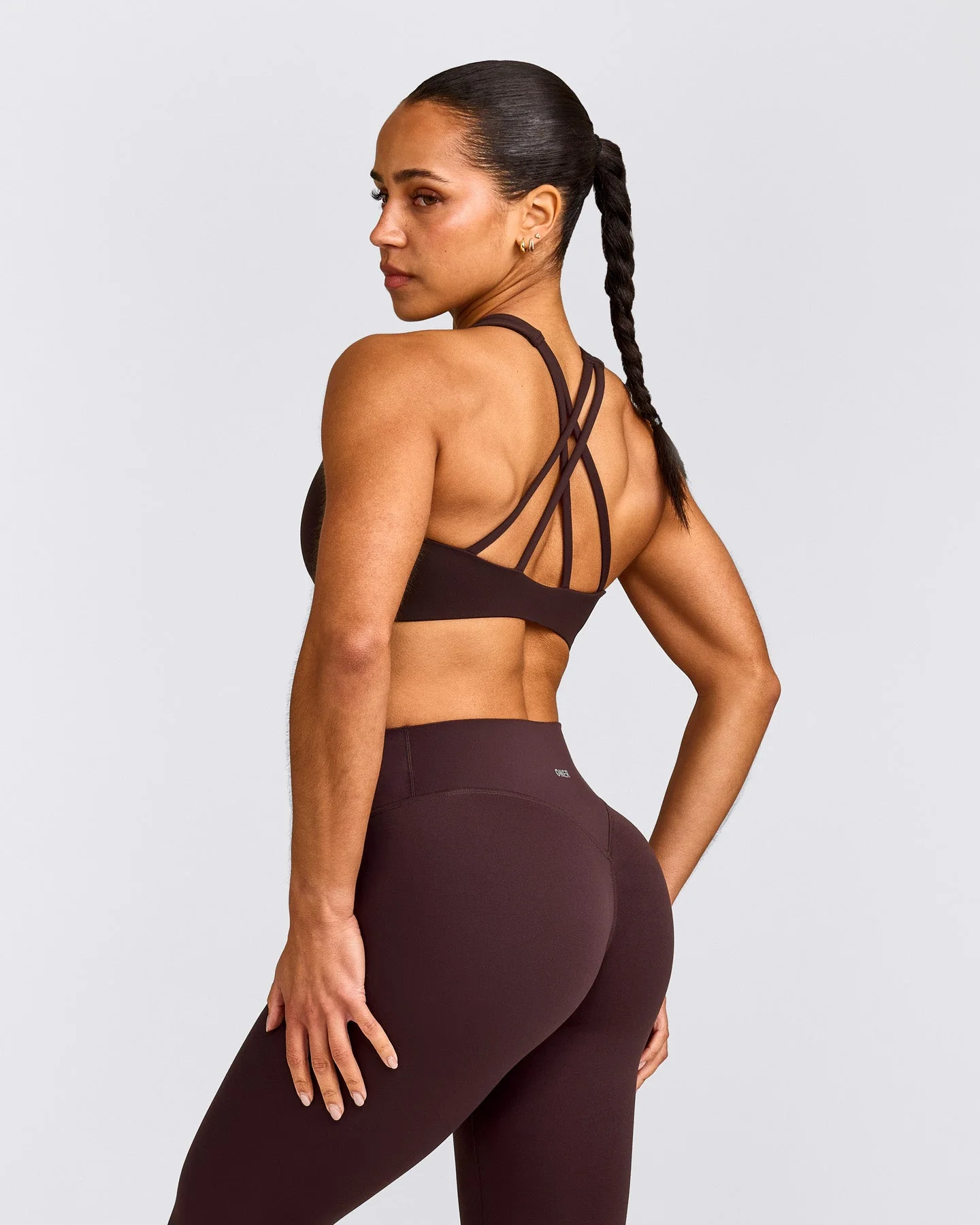 EasyLift™ High Neck Sports Bra with Grey Logo | Plum Brown
