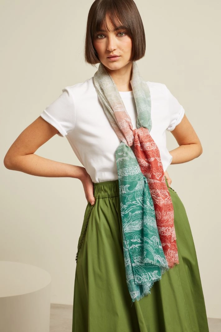 Two-tone patterned stole - GREEN BRICK