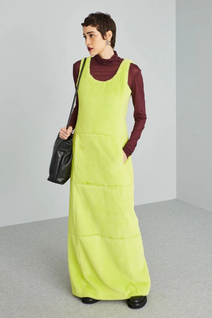 Long dress in soft and warm fabric - GREEN LIME