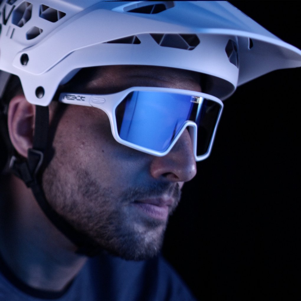 React Rev S Glasses - Sky White