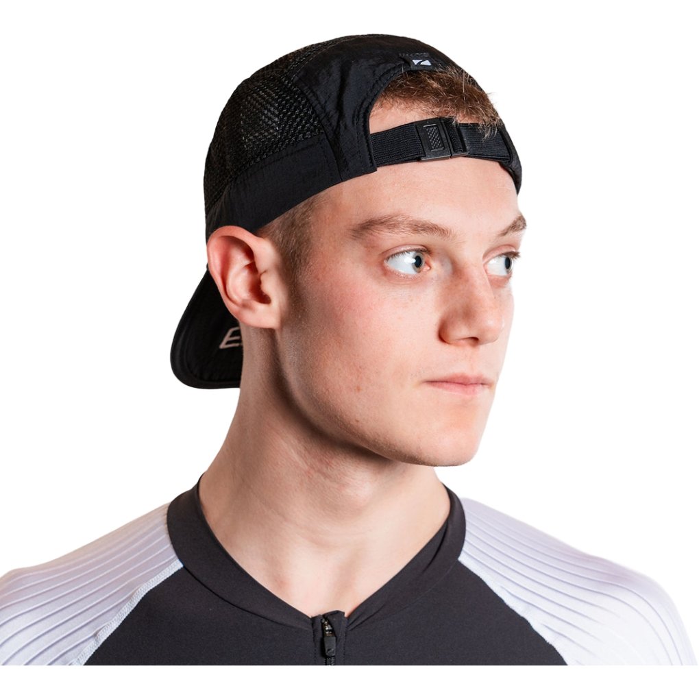 Zone3 5-Panel Mesh Running Cap - black