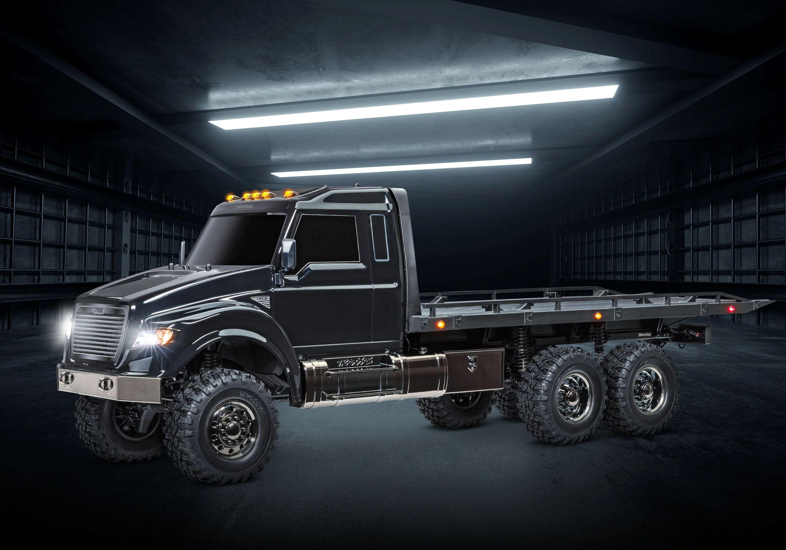 TRX-6 Ultimate RC Hauler w/Winch TRA88086-84 Traxxas