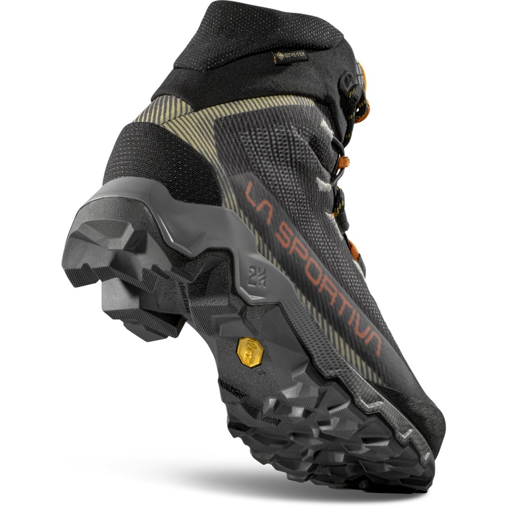 La Sportiva Aequilibrium Hike GTX Mountaineering Shoes Men - Carbon/Papaya