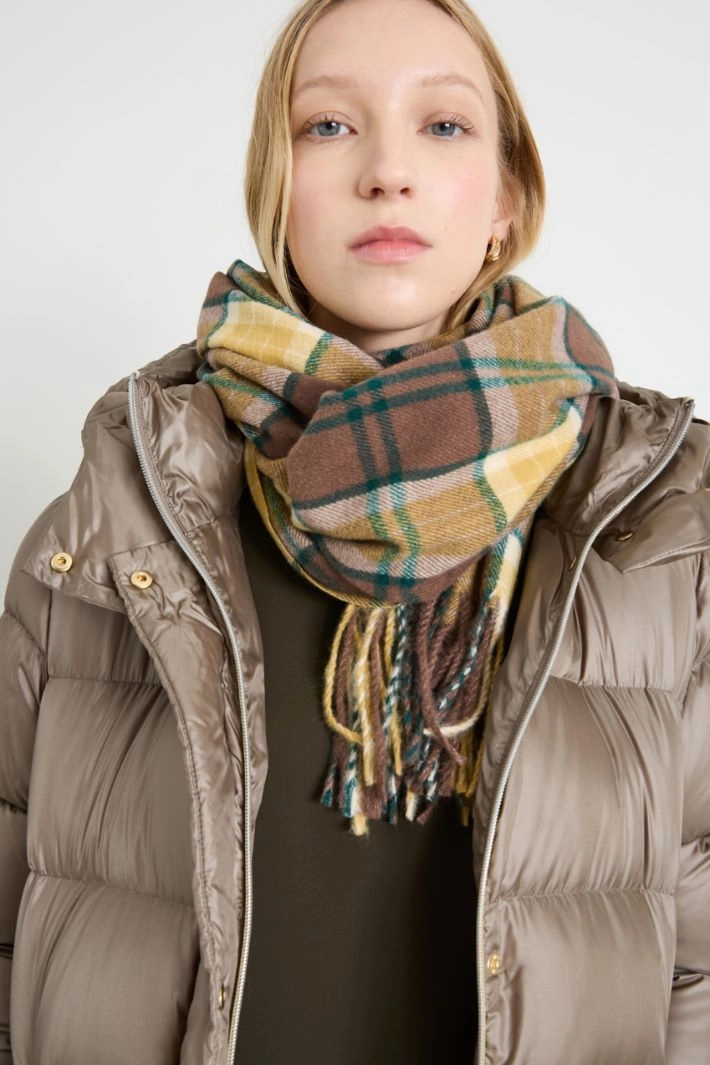 Yarn-dyed scarf - BROWN